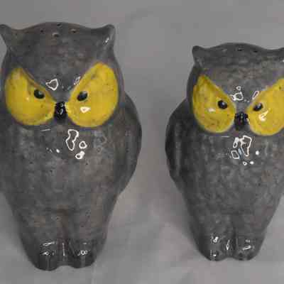 Vintage Ceramic Gray & Yellow Owl Salt Pepper Shakers