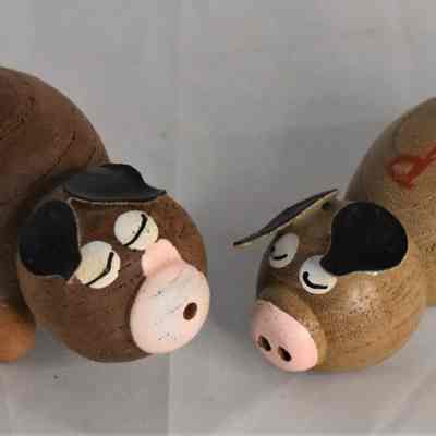 Vintage Wooden Hand Painted Pigs Salt and Pepper Shakers