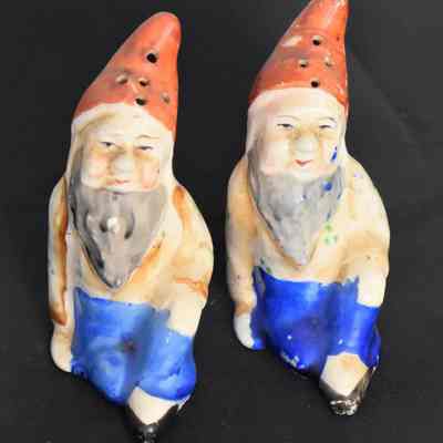 Vintage Ceramic Gnomes Salt & Pepper Shakers Made in Japan