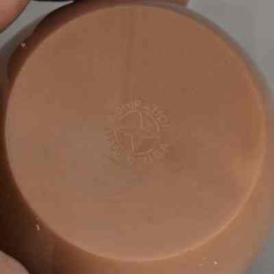 Marked "Admiration Madi in U.S.A." on bottom of each shaker.