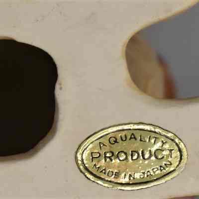 Label on bottom - A Quality Product Made in Japan