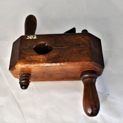Dowel Maker, Adjustable 3.5" Blade