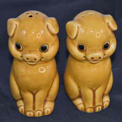 Vintage Ceramic Yellow Pigs Salt and Pepper Shakers Made in Japan