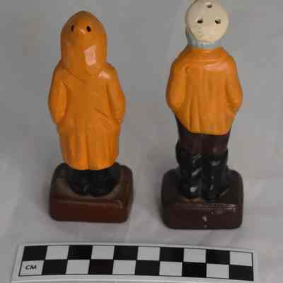 Size comparison for salt and pepper shakers.