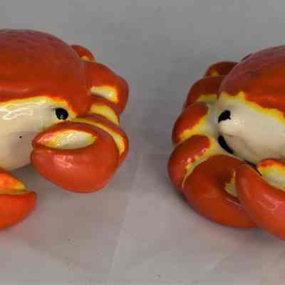 Vintage Ceramic Crabs Salt and Pepper Shakers Made by Norcrest in Japan
