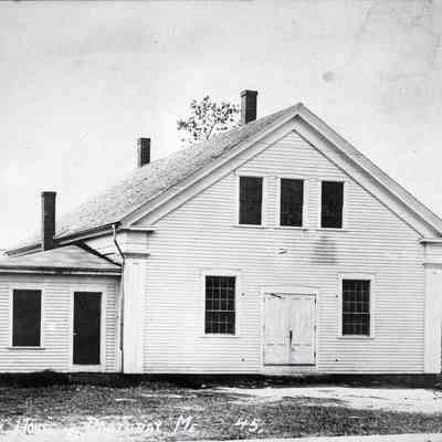 The earliest known photo of Town Hall in its original location (accurate date of photo unknown)
