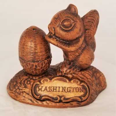 Squirrel and Acorn Salt and Pepper Shaker Set