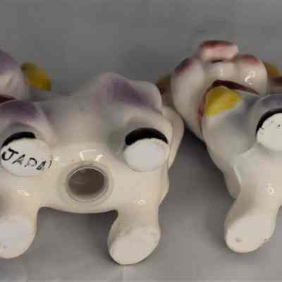 Bottom of shakers marked "Japan".