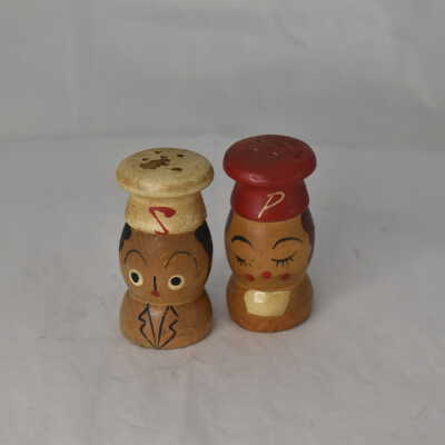 Wooden Chef Salt and Pepper Shakers