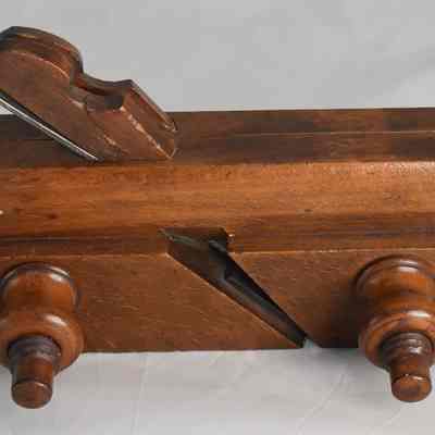 Sandusky wood grooving plane.
