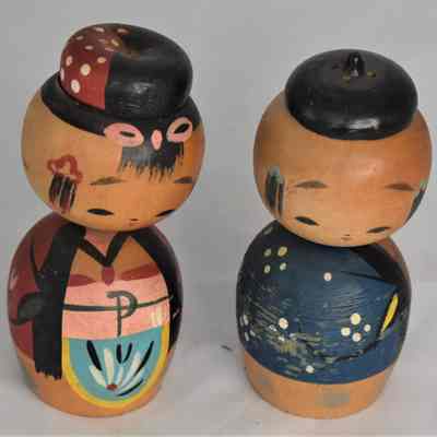 Vintage Wooden Kokeshi Nodder Dolls Salt and Pepper Shakers Made in Japan