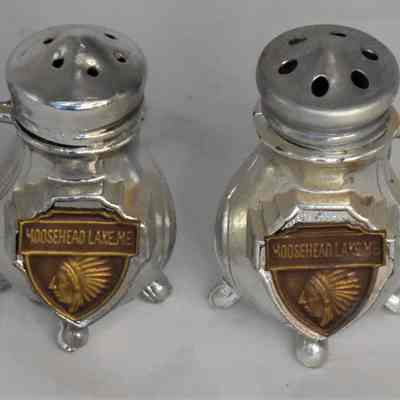 Vintage Silverplate Teapots Moosehead Lake Souvenir Salt and Pepper Shakers Made in Japan