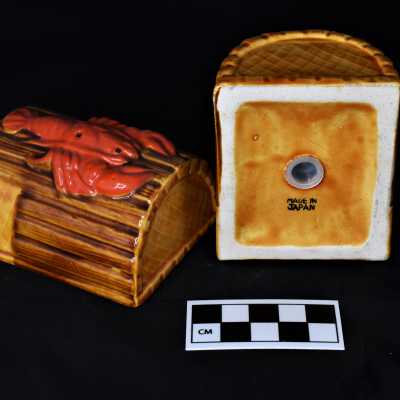 Plastic stopper and "Made in Japan" label on base