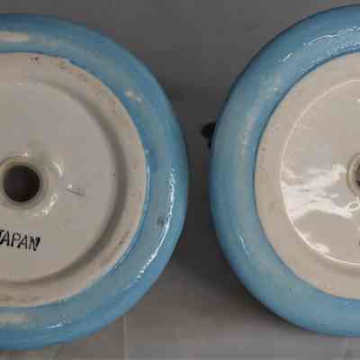 Bottom of each shaker marked "Japan".