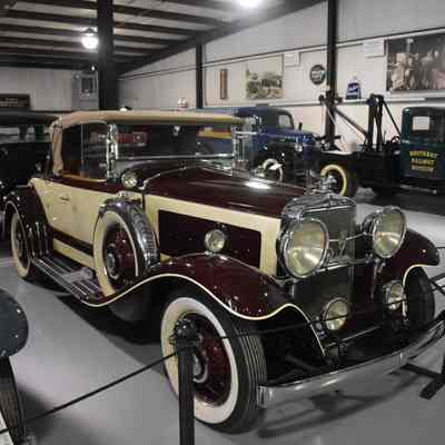 1932 Peerless De Luxe Master 8 Cabriolet
