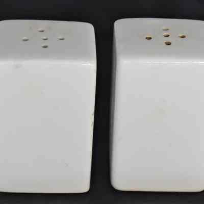 Back of spice rack salt and pepper shakers.