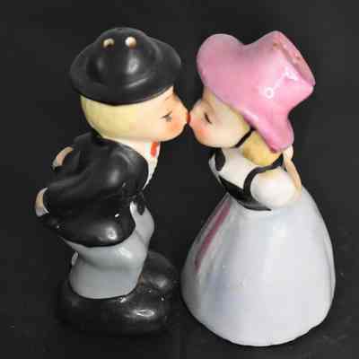 Vintage 1956 Ceramic Kissing Man and Woman Salt and Pepper Shakers Made by National Potteries in Japan
