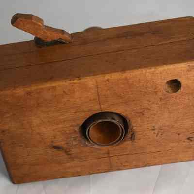 Bottom of dowel threader.