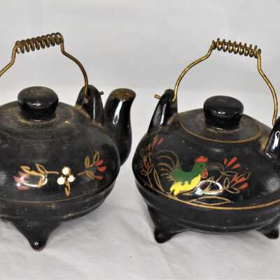 Rooster Teapot Salt and Pepper Shakers