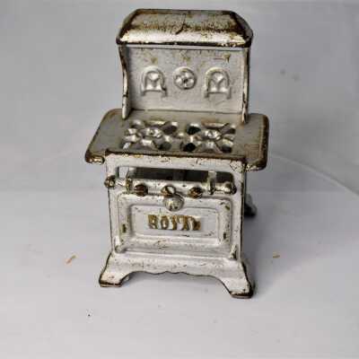 Dollhouse Arcade Royal Stove