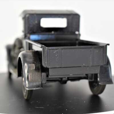 Hubley Model A Ford Pickup: Back end