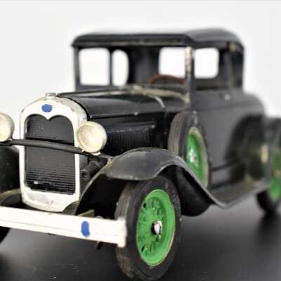 Hubley Model A Coupe: Right side