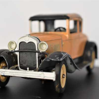 Hubley Model A Cope: Left side