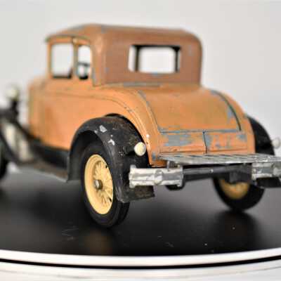 Hubley Model A Coupe: Back end