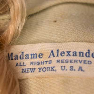 Madame Alexander Tag