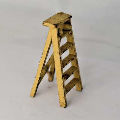 Dollhouse Kilgore Ladder