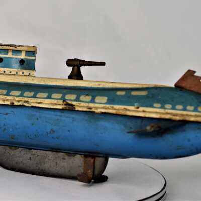 Wolverine Tin Submarine/
