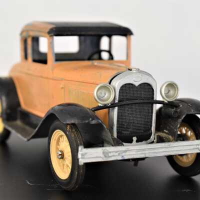 Hubley Model Tan Coupe 854-5k