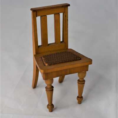 E2021.1.34b-e: h=3 1/2in, w=2in (all chairs are the same)