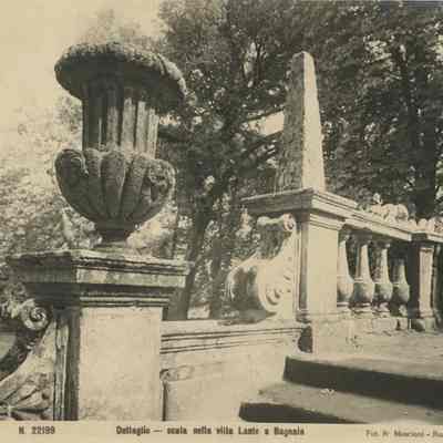 Photograph of Statue
