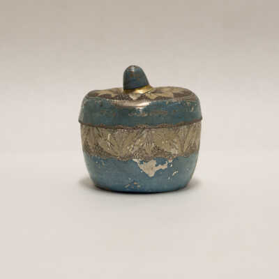 Decorative Powder Holder