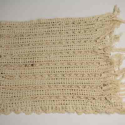 Knit Table Runner