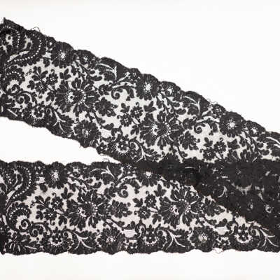 Lace Strip