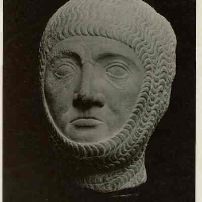 Photograph of Statue