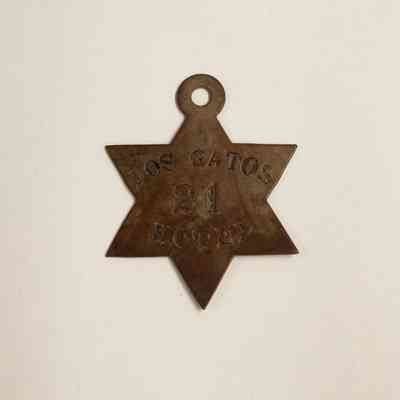 Los Gatos Hotel Keychain