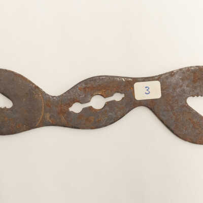 Alligator Wrench