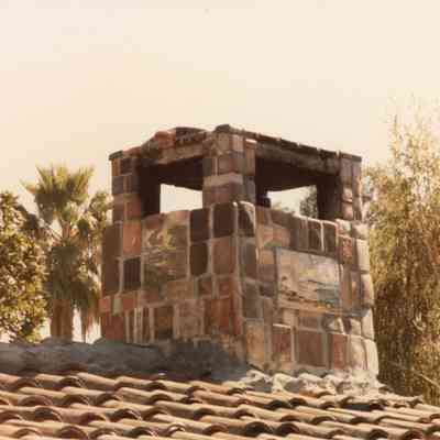 Casa Tierra Chimney