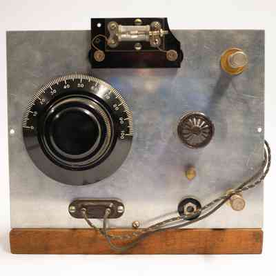 Crystal Radio Set with Headphones