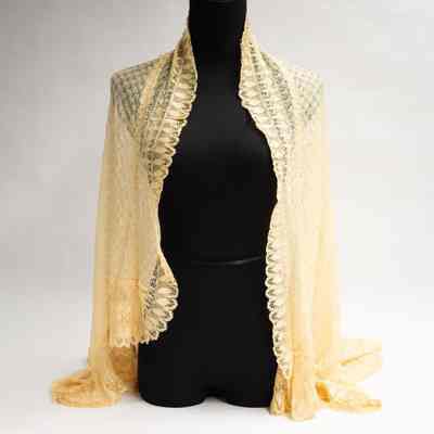 Ecru Shawl