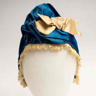 Blue Velvet Cap
