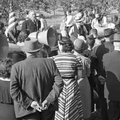 Crowd View at Wildcat Railroad Ceremony