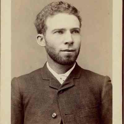 Portrait of Frank Knowles