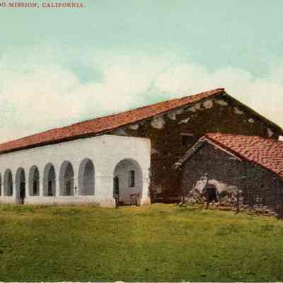 San Fernando Mission Postcard