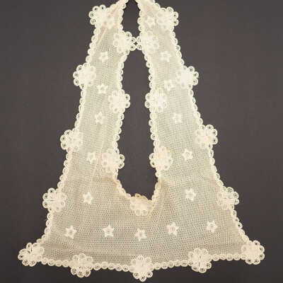 Lace Collar
