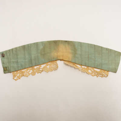 Collar