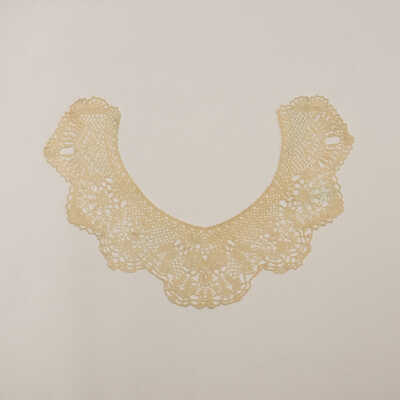 Crocheted Collar